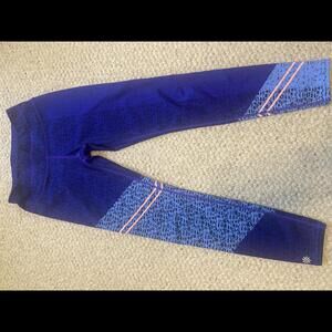 Athleta Women's XS Leggings - Stylish Performance Pants